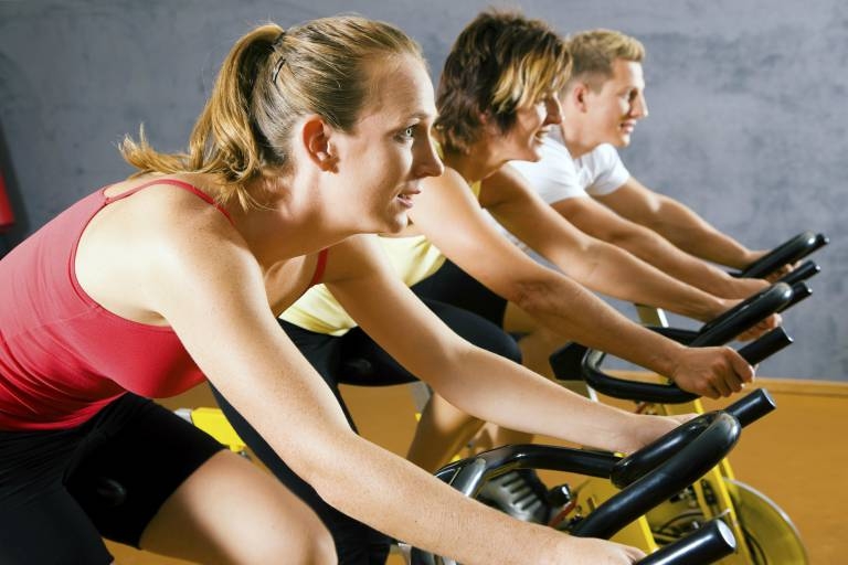 Algumas das pessoas que praticaram mais exerccio do que outras, ao longo do estudo, ganharam peso, enquanto os que exerceram menos esforo perderam. (Thinkstock/VEJA/VEJA)