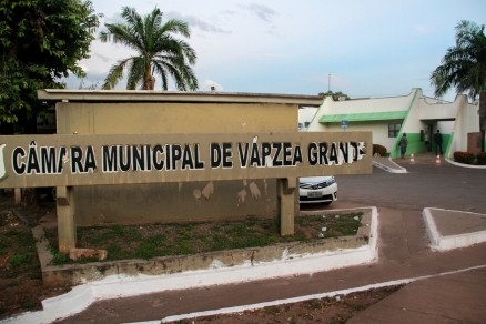 O vereador do Democratas ficou sabendo do contrato em uma publicao no site do TRE