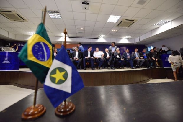 Anncio foi feito durante encontro com prefeitos