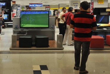 Juros baixos estimulam o consumo               Marcelo Casal/Arquivo/Agncia Brasil