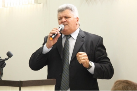 O prefeito de Campos de Jlio, Jos Odil da Silva, do Partido Progressista