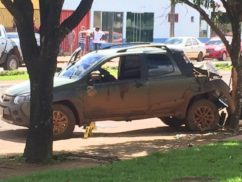 Morador foi baleado dentro do carro ao sair de casa em Campo Novo do Parecis e morreu (Foto: Portal Campo Novo)