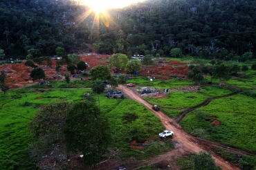 Ao de foras policiais desocupou pela 4 vez garimpo em Pontes e Lacerda (Foto: Lenine Martins/Sesp-MT)