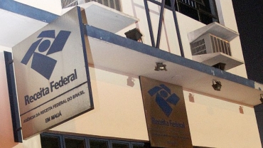 Texto diz que n�o incidem tributos como contribui��es previdenci�rias e IR quando uma empresa contrata outra, mesmo quando a contratada for formada por apenas um profissional (Ricardo Trida/Di�rio do Grande A/VEJA)