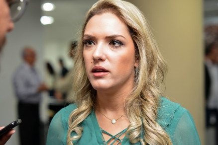 A deputada Janana Riva, que teria sido um dos alvos de grampos clandestinos