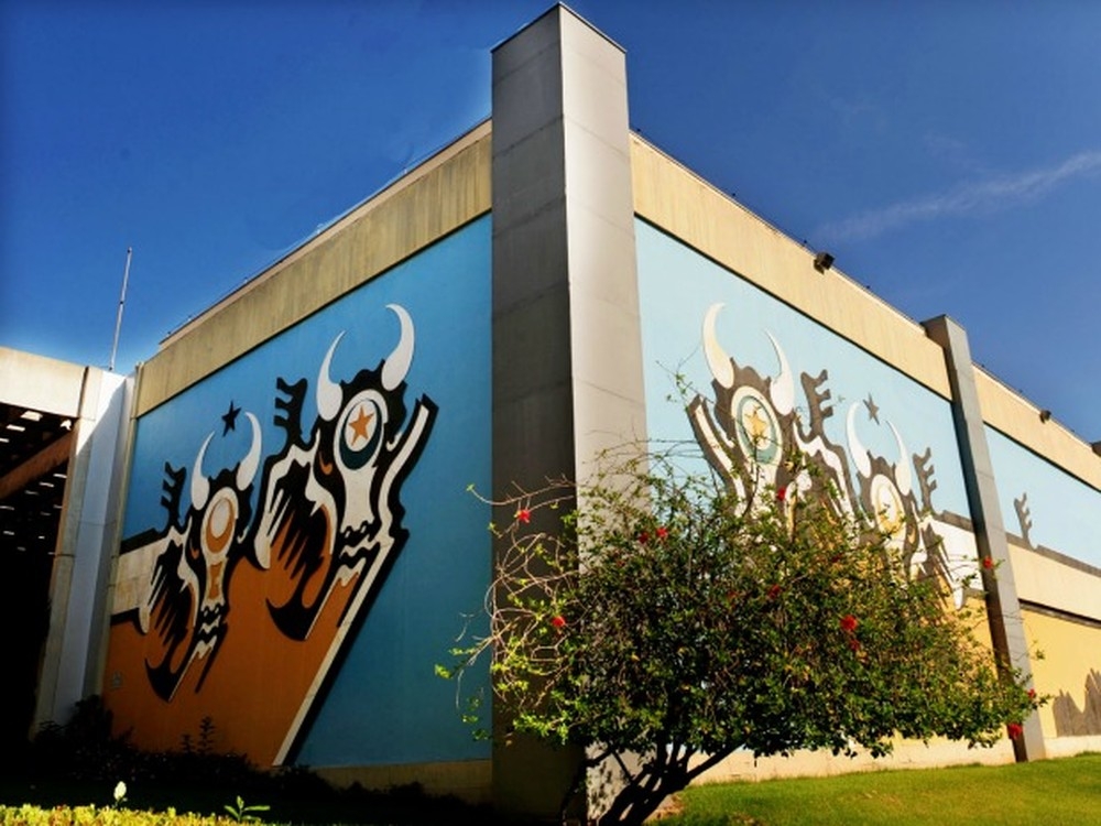 Imagem do Palcio Paiagus, sede do governo de Mato Grosso. Estado afirma que no haver atraso salarial neste ms.