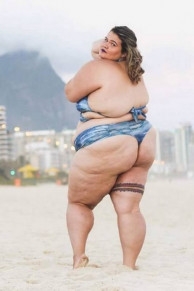 Thais Carla  bailarina de Anitta