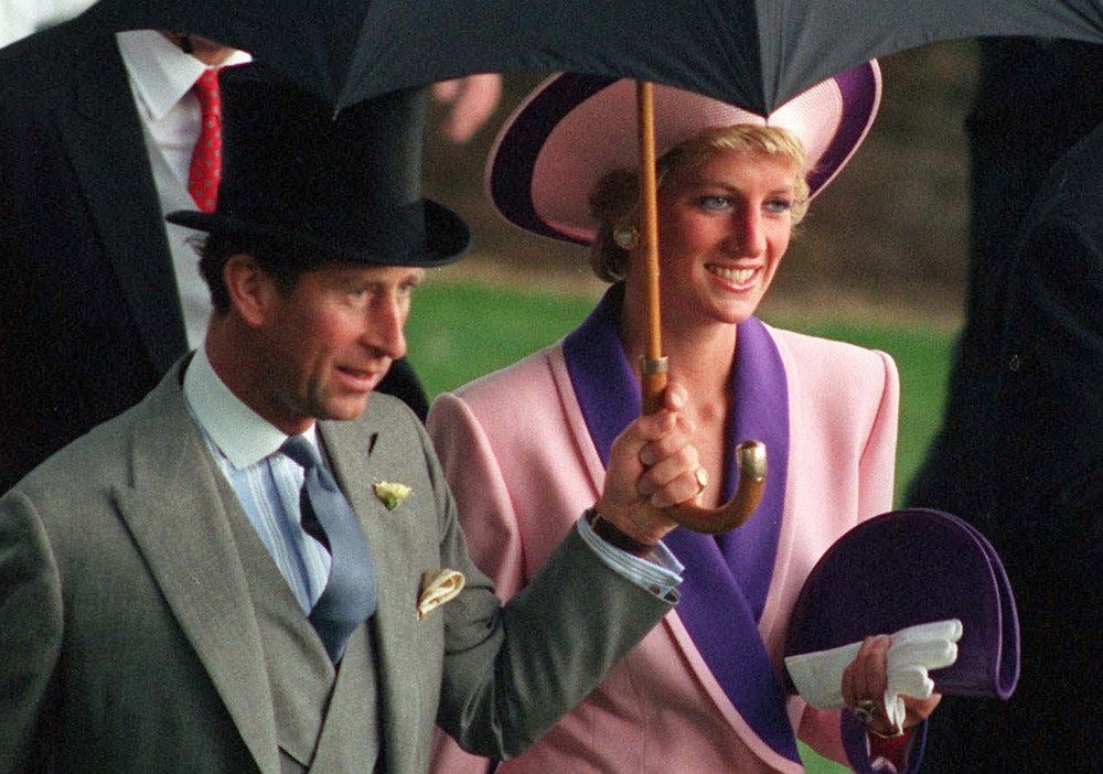Em foto de arquivo, princesa Diana e prncipe Charles so vistos em evento perto de Londres, no ano de 1990