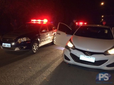 O menor entrou escondido na casa do seu pai, pegou a chave do carro modelo HB20 e saiu
