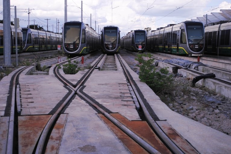 construo do Veculo Leve Sobre Trilhos