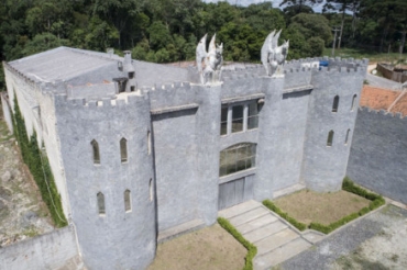 Fachada do Soberano Santurio, em Curitiba