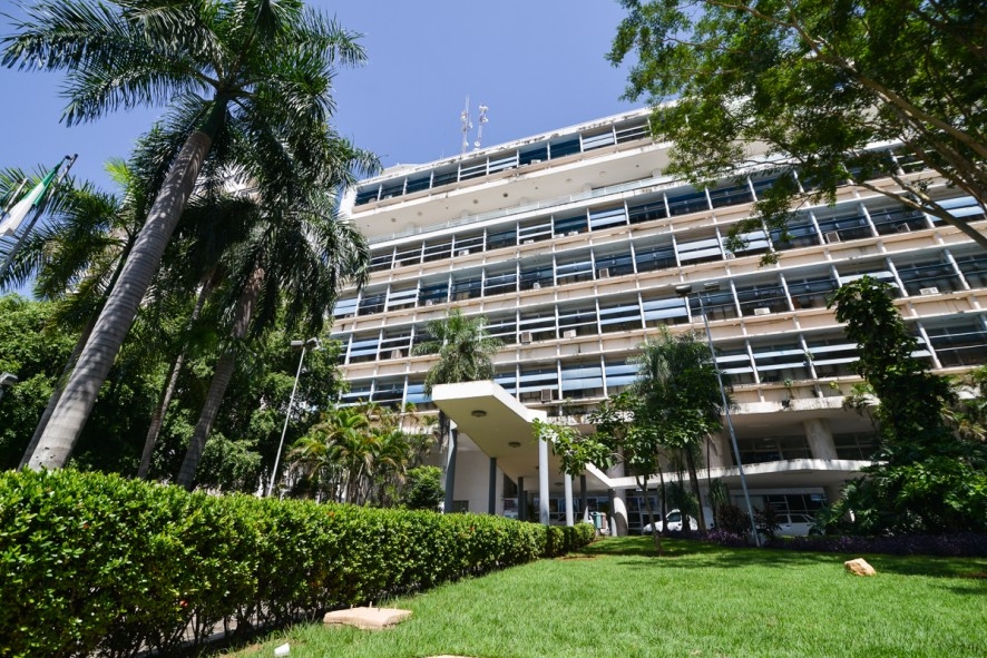 Valores sero depositados nesta quarta-feira (27) e caem na conta na quinta-feira (28)