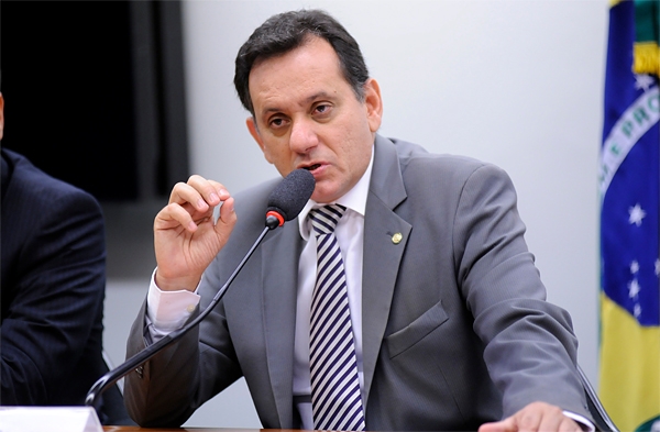 O deputado federal Nilson Leito, que disse manter pr-candidatura ao Governo