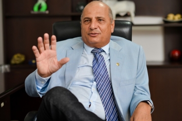 O deputado Zeca Viana, que pediu vista das contas de Taques