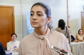 A prefeita de Juara Luciane Bezerra: MPE pede afastamento imediato