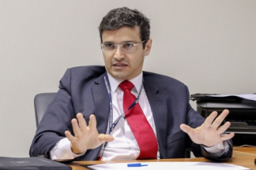 O promotor Samuel Frungilo, do Gaeco, um dos responsveis pela investigao