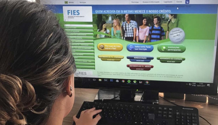 A inscrio  feita no site do programa e o candidato precisa do nmero do CPF e um e-mail vlido