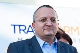 O governador Pedro Taques diz que movimentao de ex-aliados no lhe preocupa