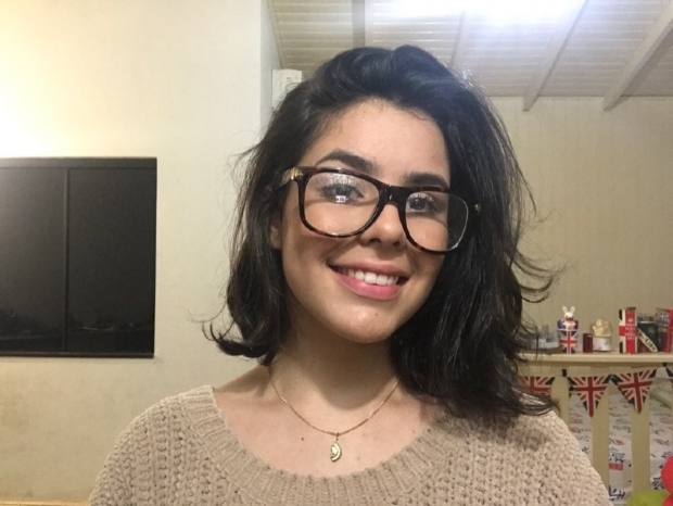 Maria Clara tem 17 anos