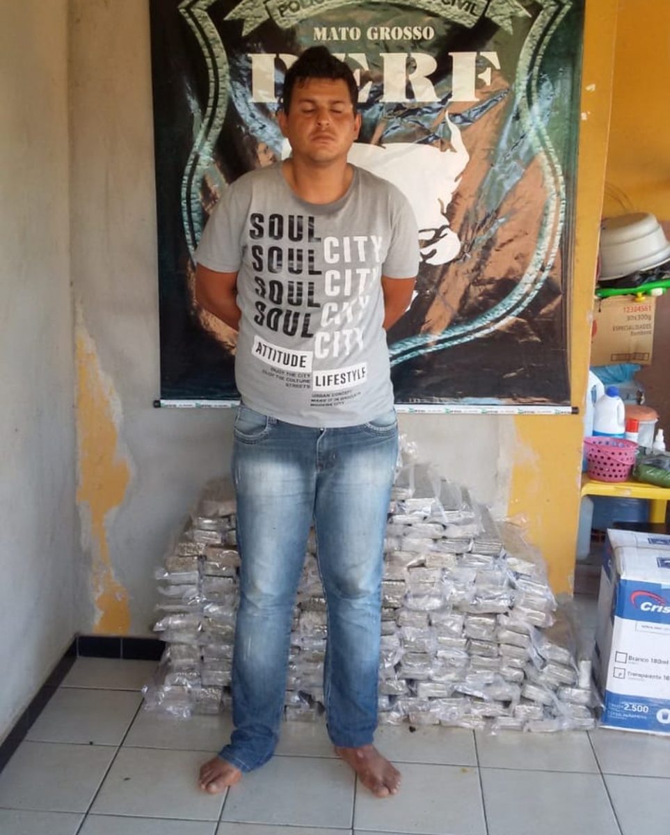 Morlean Mendes Delgado, de 25 anos, deve responder por trfico de drogas.  Foto: Polcia Civil/Divulgao