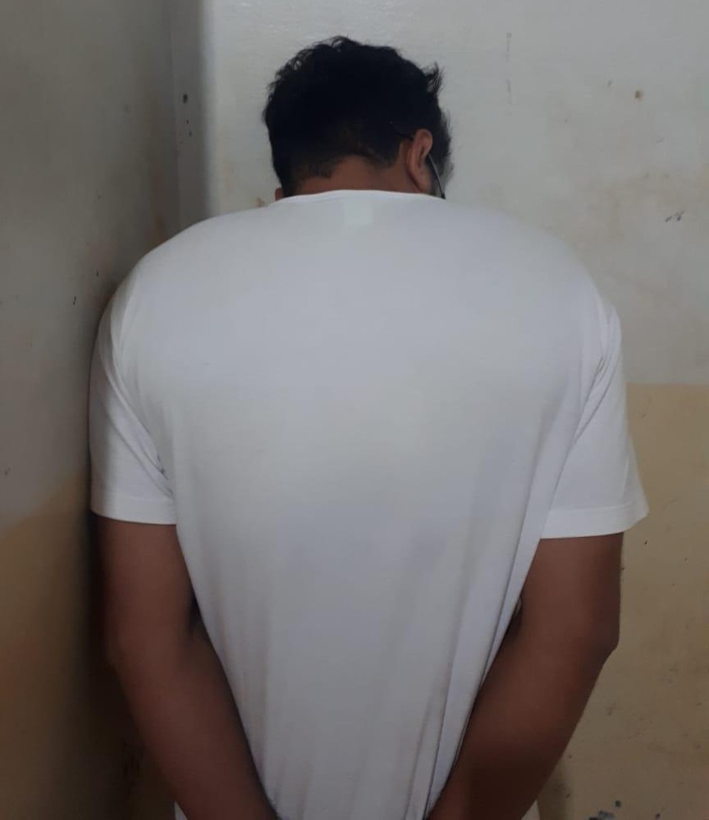 Estudante detido por fotografar alunas no banheiro feminino em MT  Foto: Polcia Militar-MT
