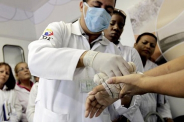 Mdico do Programa Mais Mdicos, que existe h cinco anos