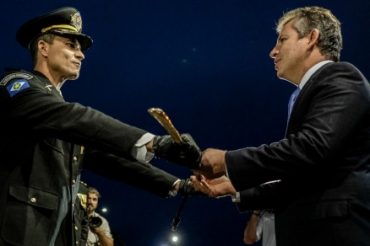 O coronel Jonildo Assis e o governador do Estado, Mauro Mendes