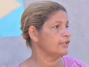 Me procurou o Conselho Tutelar e depois registrou boletim de ocorrncia.