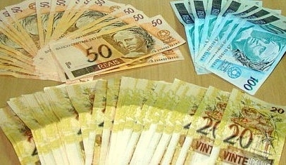 Notas falsas apreendidas eram dos valores R$ 20, R$ 50 e R$ 100