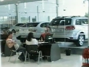 Comportamento do consumidor e altos impostos so alvos de crtica 