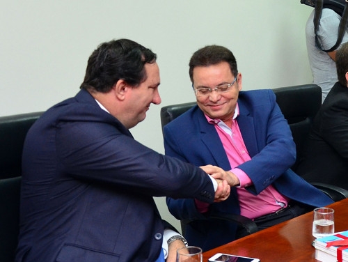 Com  Barranco na chapa, Botelho queer atrair o apoio da bancada do PT para a composio