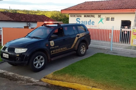 Polcia Federal cumpre mandado de busca e apreenso na Secretaria de Sade de Salto do Cu