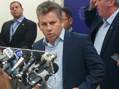 Governador Mauro Mendes prometeu que as obras no Estado vo comear e ser concludas