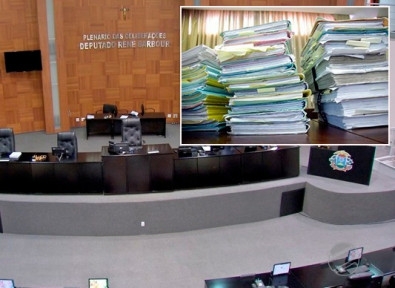 Assembleia e Judicirio j param nesta 5; rgos pblicos somente 6