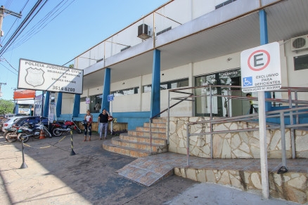 O homem foi encaminhado  Central de Flagrantes de Cuiab.  Foto: Polcia Civil