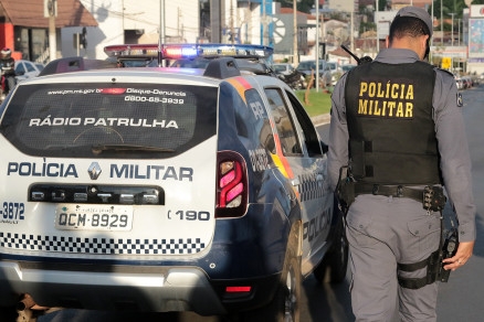 Polcia Militar foi acionada e prendeu homem em igreja