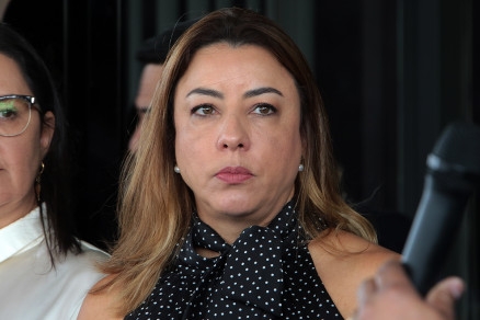 A juza Ana Paula Carlota Miranda, com quem est a ao