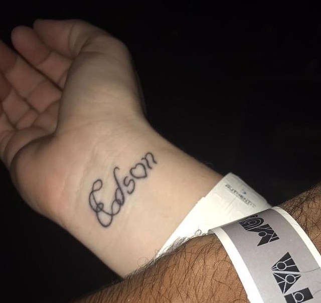 Vtimas dizem que foram obrigadas a tatuarem nome do suspeito  Foto: Arquivo pessoal