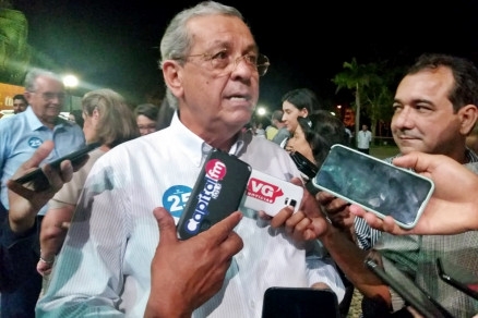 O senador Jaime Campos, que disse que entrar de cabea em campanha de irmo