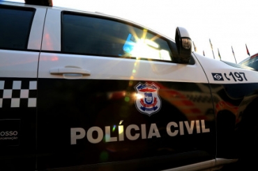 Os dois policiais civis atuam na Grande Cuiab�