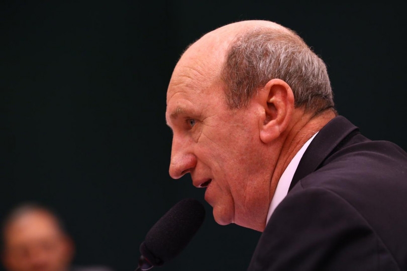 Deputado Neri Geller, que  lider da bancada de MT em Braslia, durante discurso na Cmara; parlamentar disse que no discute questo ideolgica