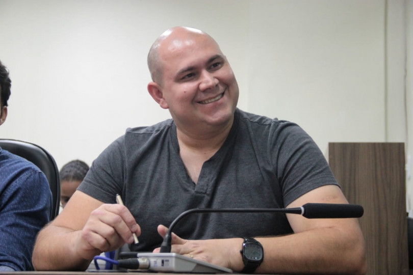 c teve o mandato cassado pela Cmara em representao feita pelo suplente Osas Machado e agora deve retornar ao cargo de vereador