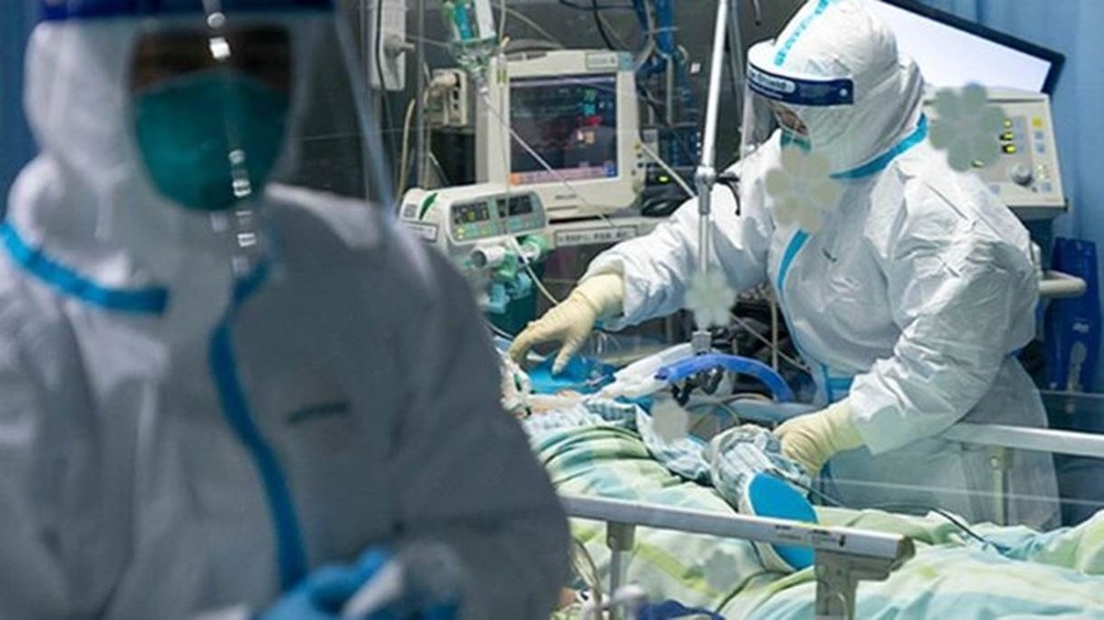 Mdicos atuam na linha de frente contra a pandemia de coronavrus  Foto: Governo da China