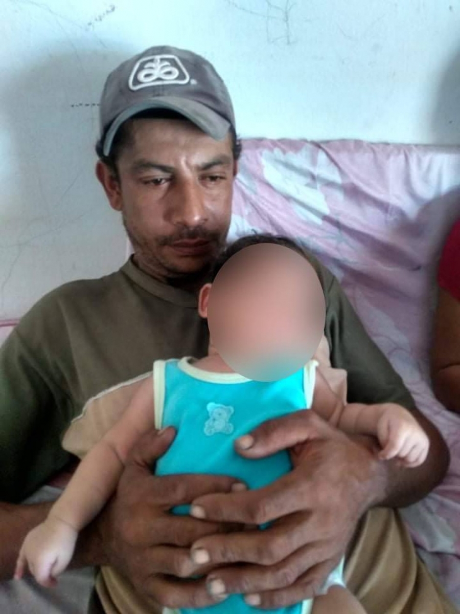 Roberto Pereira Sanches, de 37 anos, saiu para trabalhar no comeo do ms de maio e no foi mais visto  Foto: Arquivo pessoal