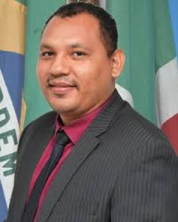 Vereador Dnis Pinheiro foi internado em UTI