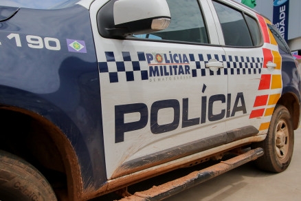 Ao fazerem a checagem, os militares se depararam com um cenrio deplorvel de muita sujeira, lixo acumulado como latinhas cerveja e mau cheiro na casa