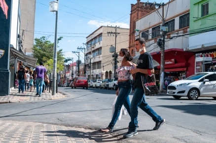 Prefeitura de Cuiab ir publicar novo decreto na tera-feira prorrogando toque de recolher