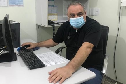 O mdico cirurgio e coronel aposentado da Polcia Militar, Nadim Amui Jnior, que superou a Covid-19