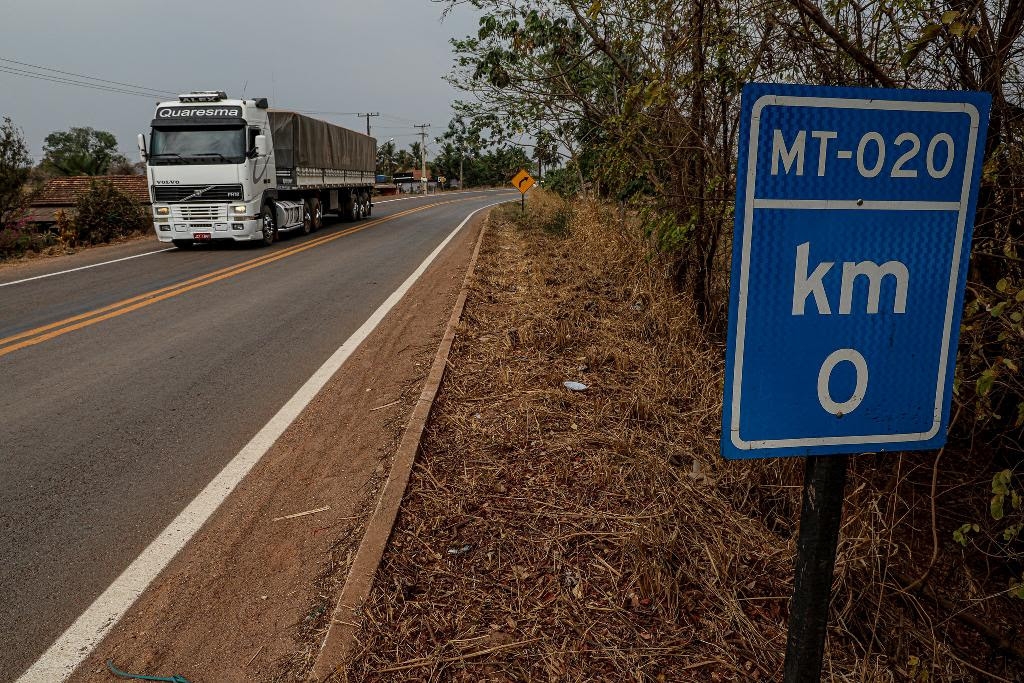 O governador Mauro Mendes inaugura nesta quarta-feira (24.09) a pavimentao de 67,5 quilmetros da MT-020, em Paranatinga. Foram asfaltados o trecho do Km 0 at o Km 67,50, em direo ao municpio de Canarana - Foto por: Mayke Toscano/Secom-MT