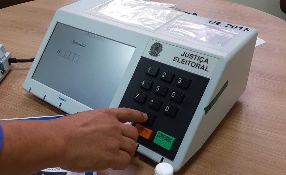 Candidatos dependem apenas do prprio voto para ser eleitos  Foto: John Pacheco/G1